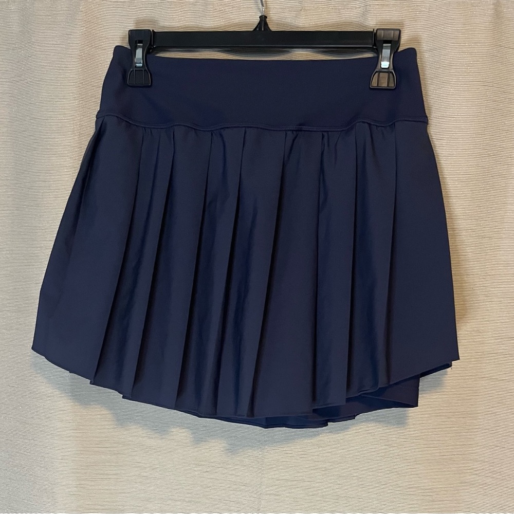 Stretchtech blue athletic skort w/ pockets 
Size medium